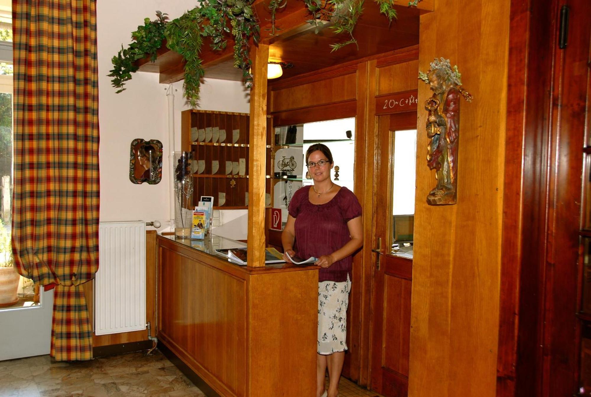 Hotel Velden Bacherlwirt เวลเดน อัม เวิร์ทเทอร์ซี ภายนอก รูปภาพ