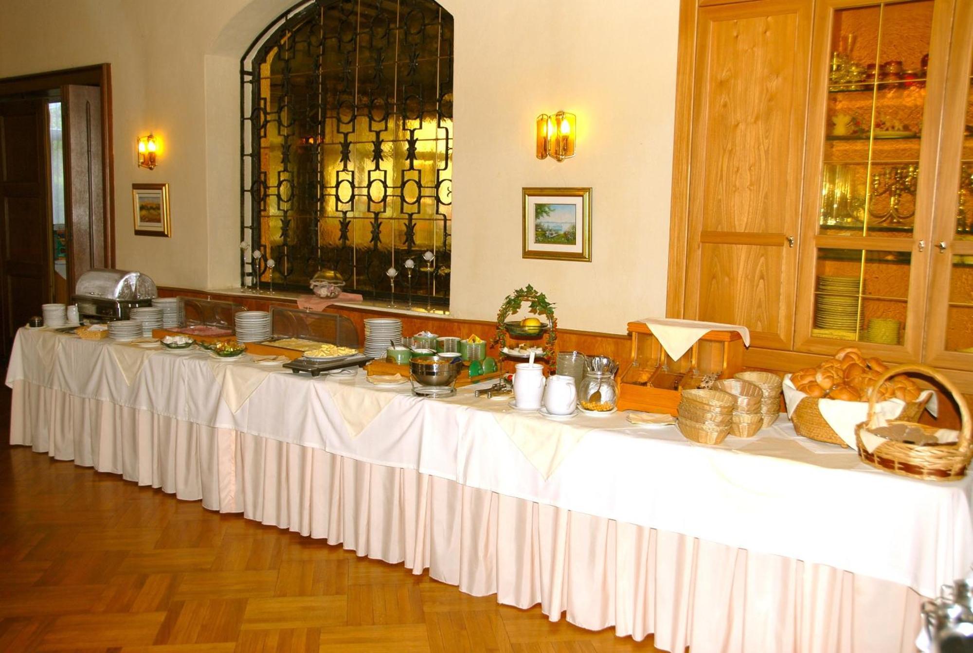 Hotel Velden Bacherlwirt เวลเดน อัม เวิร์ทเทอร์ซี ภายนอก รูปภาพ